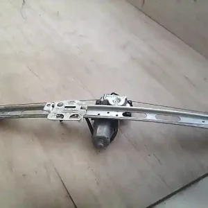 MERCEDES A160 Jobb első ablakemelő szerkezet elektromos bontott alkatrész Korlátozott ajánlat