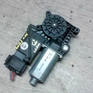 MERCEDES A160 Jobb hátsó ablakemelő motor bontott alkatrész Utolsó esély