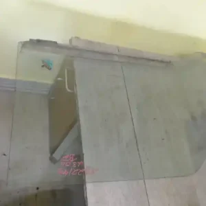 MITSUBISHI L300 Bal első ajtóüveg bontott alkatrész Biztonságos fizetés