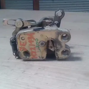 Azonnali szállítás MITSUBISHI L300 Jobb első ajtó zárszerkezet mechanikus bontott alkatrész