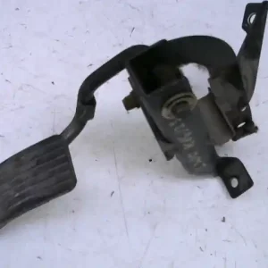 Legjobb ár MITSUBISHI L300 88-95 Gázpedálbontott alkatrész