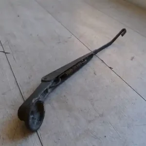 MITSUBISHI L400 Ablaktörlő kar hátsó bontott alkatrész Végkiárusítás