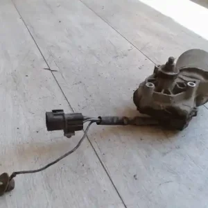 Expressz kézbesítés MITSUBISHI L400 Ablaktörlő motor első bontott alkatrész