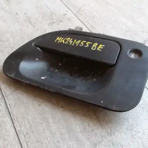 MITSUBISHI L400 Bal első külső kilincs dugózárral bontott alkatrész Azonnal elérhető