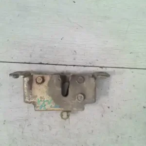 Olcsó MITSUBISHI L300 88-95 Jobb tolóajtó zárszerkezet bontott alkatrész