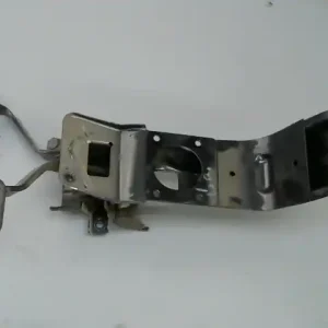 MITSUBISHI L300 88-95 Pedálsor fék és kuplungpedál bontott alkatrész Rendeld meg most