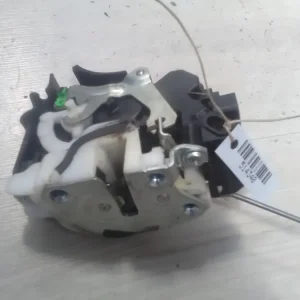 MITSUBISHI LANCER 04.06.01-07.05.30 Bal első ajtó zárszerkezet központi záras centrálosbontott alkatrész Exkluzív ajánlat