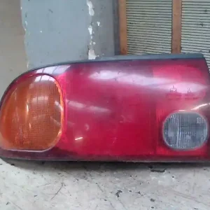 MITSUBISHI LANCER 91-96 Bal hátsó lámpa 4 ajtós bontott alkatrész Legkelendőbb