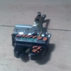 MITSUBISHI LANCER 91-96 Csomagtér ajtó zárszerkezet 4 ajtós bontott alkatrész Csak ma