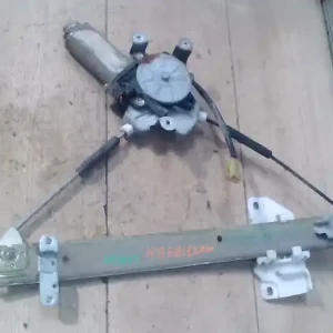 Vedd meg online MITSUBISHI LANCER 96-98 Bal hátsó ablakemelő szerkezet elektromos 4 ajtós bontott alkatrész