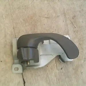 Újdonság MITSUBISHI LANCER 96-98 Jobb első belső kilincs bontott alkatrész