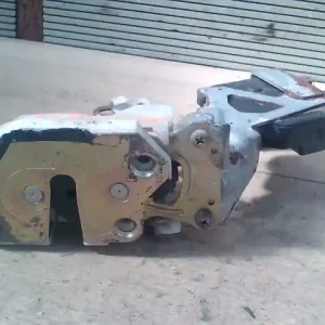 MITSUBISHI LANCER 96-98 Jobb hátsó ajtó zárszerkezet központi záras 4 ajtós bontott alkatrész Vedd meg most