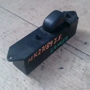 Vedd meg online MITSUBISHI LANCER 96-98 Jobb első ablakemelő kapcsoló bontott alkatrész