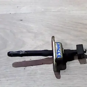 MITSUBISHI LANCER 96-98 Jobb első ajtóhatárolóbontott alkatrész Rendeld meg most