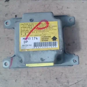 Gyors szállítás MITSUBISHI LANCER 96-98 Légzsák vezérlőegység bontott alkatrész