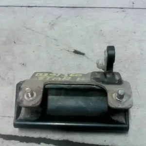 Kedvezményes ár MITSUBISHI SPACE STAR Csomagtérajtó kilincs 5 ajtós bontott alkatrész