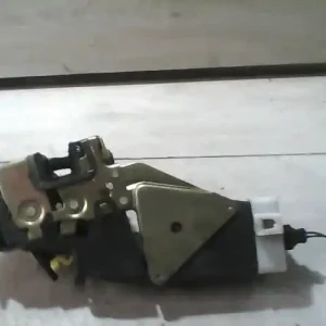 Árcsökkenés MITSUBISHI SPACE STAR Jobb első ajtó zárszerkezet központizáras központizárasbontott alkatrész