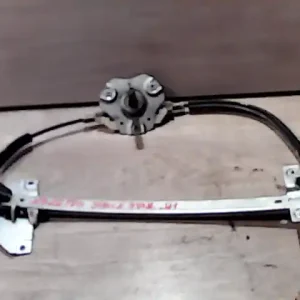 Ingyenes szállítás MITSUBISHI SPACE STAR Jobb hátsó ablakemelő szerkezet mechanikus bontott alkatrész