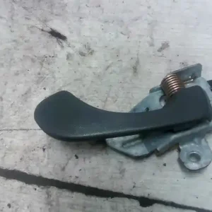 Legnépszerűbb MITSUBISHI SPACE STAR Jobb hátsó belső kilincs 5 ajtósbontott alkatrész