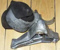 MITSUBISHI SPACE STAR Sebességváltó tartó bak bontott alkatrész Vásárlói kedvenc