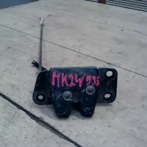 MITSUBISHI Space Star 1999.06.01-2000.08.31 Csomagtérajtó zárszerkezet 5 ajtós bontott alkatrész Árengedmény