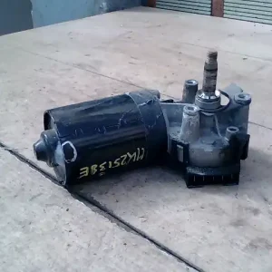 MITSUBISHI Space Star 2000.09.01-2004.12.03 Ablaktörlő motor első bontott alkatrész Outlet