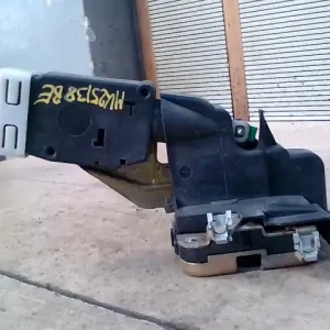 Népszerű MITSUBISHI Space Star 2000.09.01-2004.12.03 Bal első ajtó zárszerkezet központi záras 5 ajtós bontott alkatrész