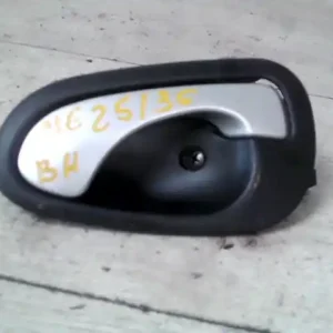 Népszerű MITSUBISHI Space Star 2000.09.01-2004.12.03 Bal hátsó belső kilincs bontott alkatrész