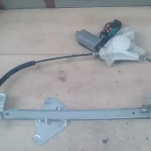 Árengedmény MITSUBISHI Space Star 2000.09.01-2004.12.03 Bal hátsó ablakemelő szerkezet elektromos bontott alkatrész