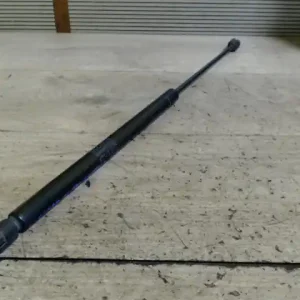 Vedd meg online MITSUBISHI Space Star 2000.09.01-2004.12.03 Csomagtérajtó kitámasztó teleszkóp bal hossz: 555mm bontott alkatrész