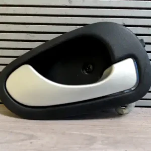 MITSUBISHI Space Star 2000.09.01-2004.12.03 Jobb hátsó belső kilincs bontott alkatrész Vedd meg most