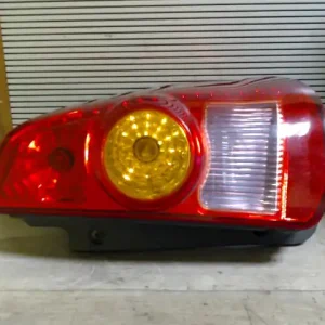 MITSUBISHI Space Star 2000.09.01-2004.12.03 Jobb hátsó lámpa bontott alkatrész Utolsó esély