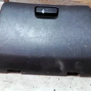 MITSUBISHI Space Star 2000.09.01-2004.12.03 Kesztyűtartó ajtó bontott alkatrész Ne maradj le