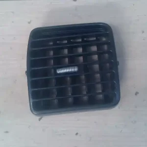 Korlátozott ajánlat MITSUBISHI Space Star 2000.09.01-2004.12.03 Szellőző jobb bontott alkatrész