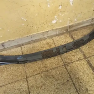 Gyors szállítás MITSUBISHI Space Star 2000.09.01-2004.12.03 Levélrács bontott alkatrész