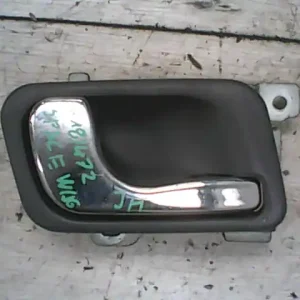 Népszerű MITSUBISHI SPACE WAGON Jobb hátsó belső kilincs bontott alkatrész