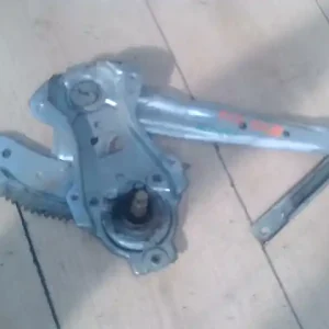 Biztonságos vásárlás NISSAN ALMERA 00-03 Jobb hátsó ablakemelő szerkezet mechanikus 5 ajtós bontott alkatrész