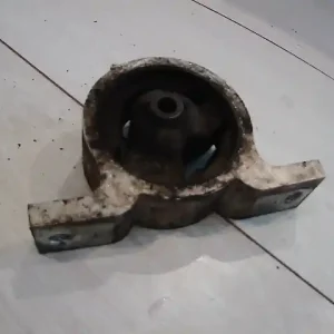 Utolsó esély NISSAN ALMERA 00-03 Motortartó bak bontott alkatrész