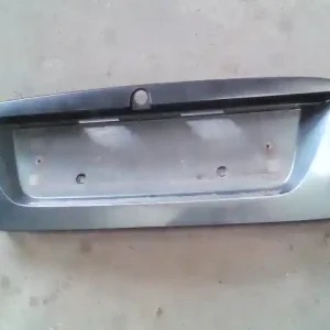 Vedd meg most NISSAN ALMERA 00-03 Rendszámtábla tartó sedan bontott alkatrész