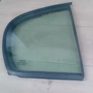 Szuper ajánlat NISSAN ALMERA 00-03 Jobb hátsó fixüveg ajtóban 5 ajtós bontott alkatrész