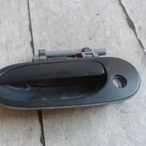 Azonnali szállítás NISSAN ALMERA 03- Bal első külső kilincs 4 ajtós dugózárral bontott alkatrész