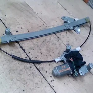 Kihagyhatatlan ajánlat NISSAN ALMERA 03- Jobb első ablakemelő szerkezet elektromos 4 ajtós bontott alkatrész