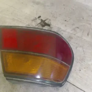 Biztonságos fizetés NISSAN ALMERA 96-98 Bal hátsó lámpa 5 ajtós bontott alkatrész