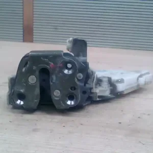 Outlet NISSAN ALMERA 96-98 Jobb hátsó ajtó zárszerkezet központi záras 4 ajtós bontott alkatrész