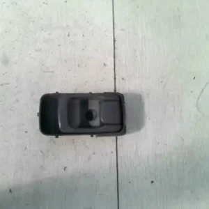 Kihagyhatatlan ajánlat NISSAN ALMERA 98-00 Bal hátsó belső kilincs 4 ajtós bontott alkatrész