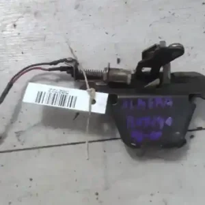 Kiárusítás NISSAN ALMERA 98-00 Csomagtér ajtó zárszerkezet bontott alkatrész