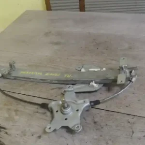 Gyors kiszállítás NISSAN ALMERA 98-00 Jobb hátsó ablakemelő szerkezet mechanikus 5 ajtós bontott alkatrész