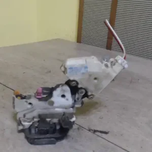 Csak ma NISSAN ALMERA 98-00 Jobb hátsó ajtó zárszerkezet központi záras 5 ajtós bontott alkatrész