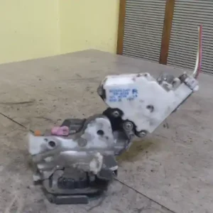 Biztonságos fizetés NISSAN ALMERA 98-00 Jobb hátsó ajtó zárszerkezet központi záras 5 ajtós bontott alkatrész