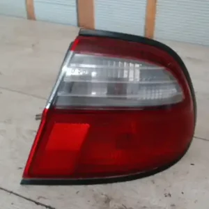 Prémium NISSAN ALMERA 98-00 Jobb külső hátsó lámpa bontott alkatrész